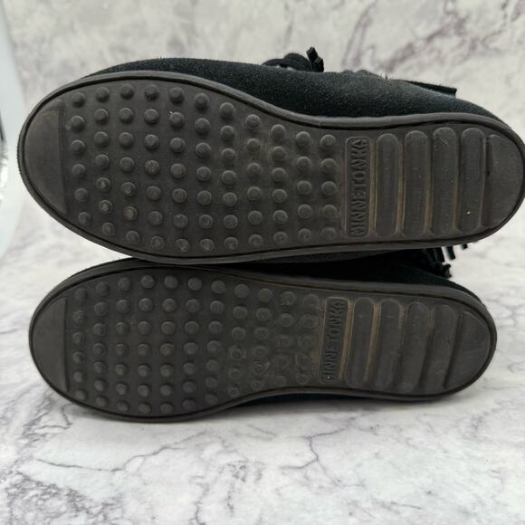 Minnetonka Black Moccasins with Mid-Calf Height and Fringe, Girls Size 2. - Picture 4 of 7